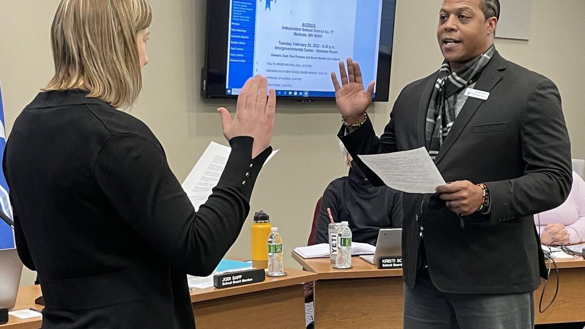 Restored School Board short on years, but not scrutiny